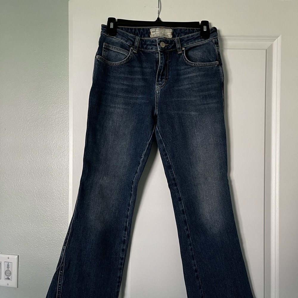 High rise wide crop Free People jeans size 27